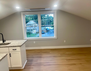 332 Daniel Webster - Photo Thumbnail 10