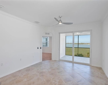43040 Greenway Boulevard - Photo Thumbnail 2
