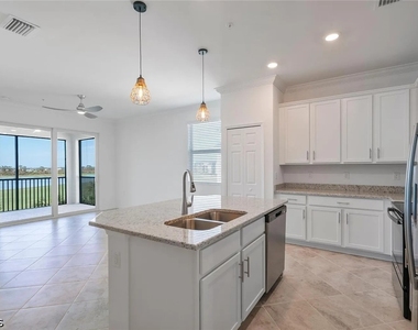 43040 Greenway Boulevard - Photo Thumbnail 7