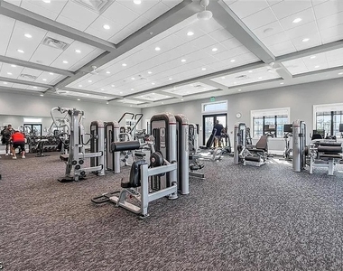 43040 Greenway Boulevard - Photo Thumbnail 22