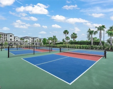 43040 Greenway Boulevard - Photo Thumbnail 24