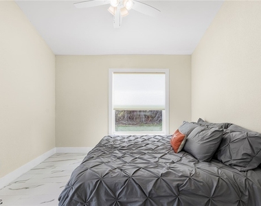 2430 Orange Street - Photo Thumbnail 14