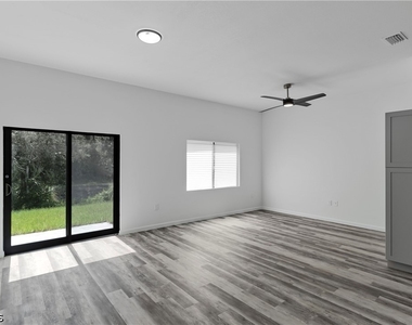 603 Hawthorne Avenue S - Photo Thumbnail 9