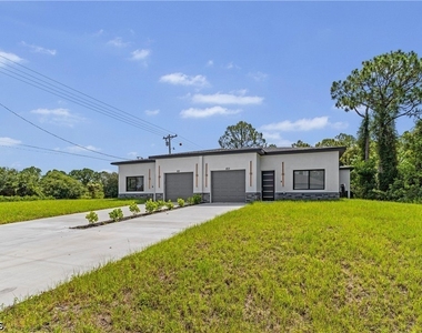 603 Hawthorne Avenue S - Photo Thumbnail 18