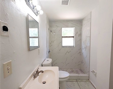 3135 Blount Street - Photo Thumbnail 13
