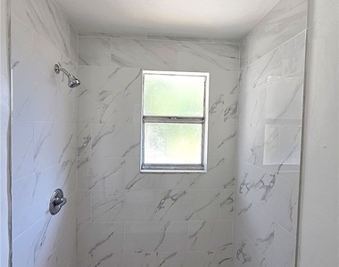3135 Blount Street - Photo Thumbnail 16