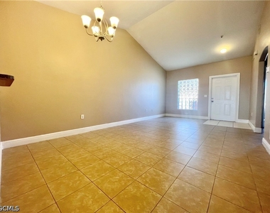 4175 Castilla Circle - Photo Thumbnail 4