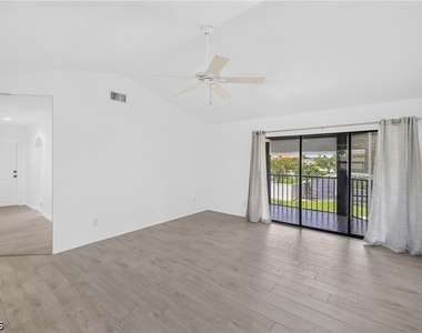 4708 Sw 8th Place - Photo Thumbnail 20