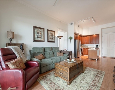 2825 Palm Beach Boulevard - Photo Thumbnail 3