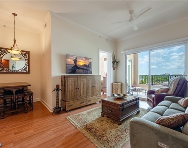 2825 Palm Beach Boulevard - Photo Thumbnail 5