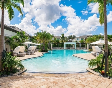 12171 Treeline Ave - Photo Thumbnail 16