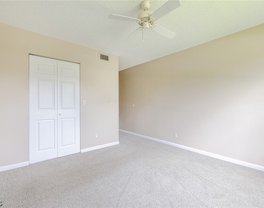 13515 Eagle Ridge Drive - Photo Thumbnail 24
