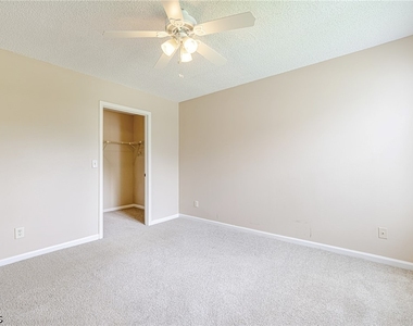 13515 Eagle Ridge Drive - Photo Thumbnail 28