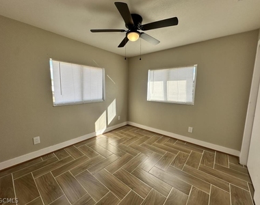 127 Gordon Avenue S - Photo Thumbnail 5