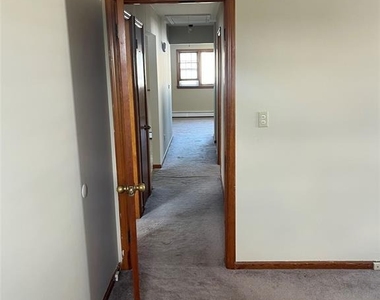334 Copeland - Photo Thumbnail 2