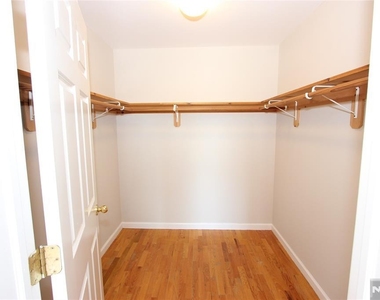 130 Orchard - Photo Thumbnail 11