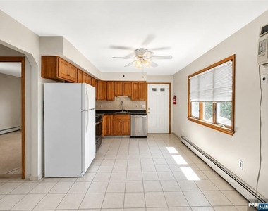 120 Fenner - Photo Thumbnail 7