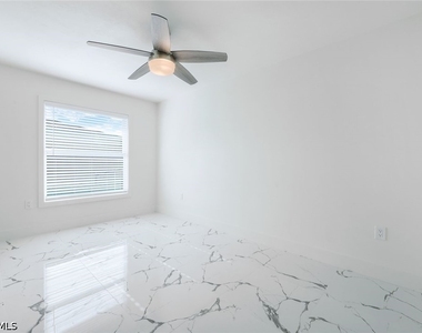 6031 Macbeth Lane - Photo Thumbnail 19