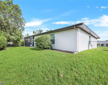 6031 Macbeth Lane - Photo Thumbnail 23