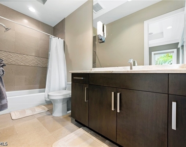 9169 Mercato Way - Photo Thumbnail 8