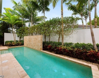 9169 Mercato Way - Photo Thumbnail 19