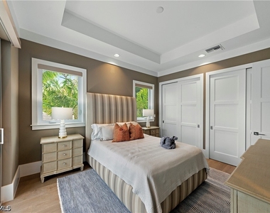 9169 Mercato Way - Photo Thumbnail 12