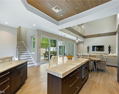 9169 Mercato Way - Photo Thumbnail 13