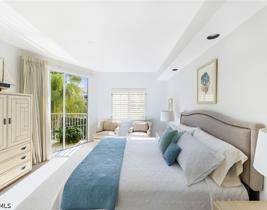 7638 Pebble Creek Circle - Photo Thumbnail 14