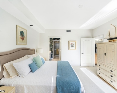 7638 Pebble Creek Circle - Photo Thumbnail 15