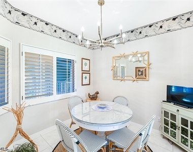 7638 Pebble Creek Circle - Photo Thumbnail 11