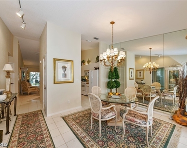 7050 Barrington Circle - Photo Thumbnail 4