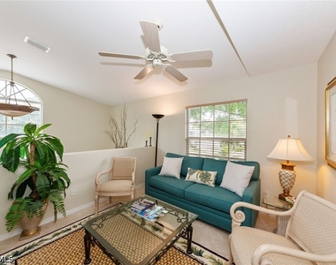 7050 Barrington Circle - Photo Thumbnail 8