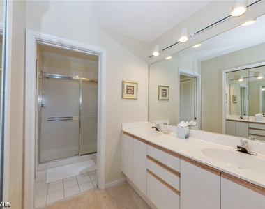 7050 Barrington Circle - Photo Thumbnail 11