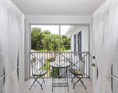 7050 Barrington Circle - Photo Thumbnail 14