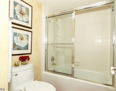 4401 Gulf Shore Boulevard N - Photo Thumbnail 9