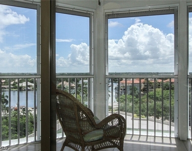 4401 Gulf Shore Boulevard N - Photo Thumbnail 10