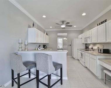 2215 Arielle Drive - Photo Thumbnail 6