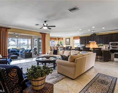 8650 Palermo Court - Photo Thumbnail 9
