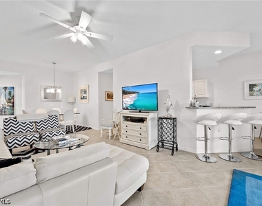 4685 Hawks Nest Way - Photo Thumbnail 9
