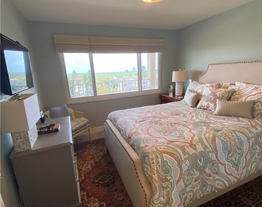 25900 Hickory Boulevard - Photo Thumbnail 11