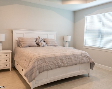 15335 Lucerna Street - Photo Thumbnail 12