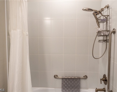 15335 Lucerna Street - Photo Thumbnail 27
