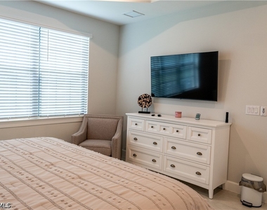 15335 Lucerna Street - Photo Thumbnail 13