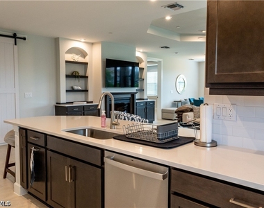 15335 Lucerna Street - Photo Thumbnail 19