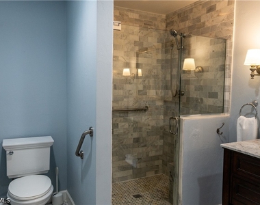 8340 Mystic Greens Way - Photo Thumbnail 28