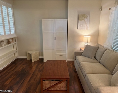8340 Mystic Greens Way - Photo Thumbnail 8