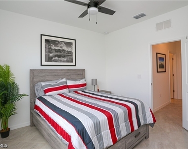 2155 Hamlin Street - Photo Thumbnail 30