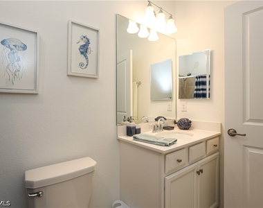 2155 Hamlin Street - Photo Thumbnail 33