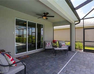2155 Hamlin Street - Photo Thumbnail 14