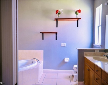 5325 Beauty Street - Photo Thumbnail 15